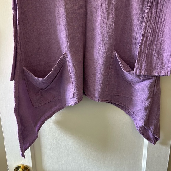 NWOT Maria de Guadalajara Purple Long Sleeve Linen Top with Pockets - Picture 3 of 6